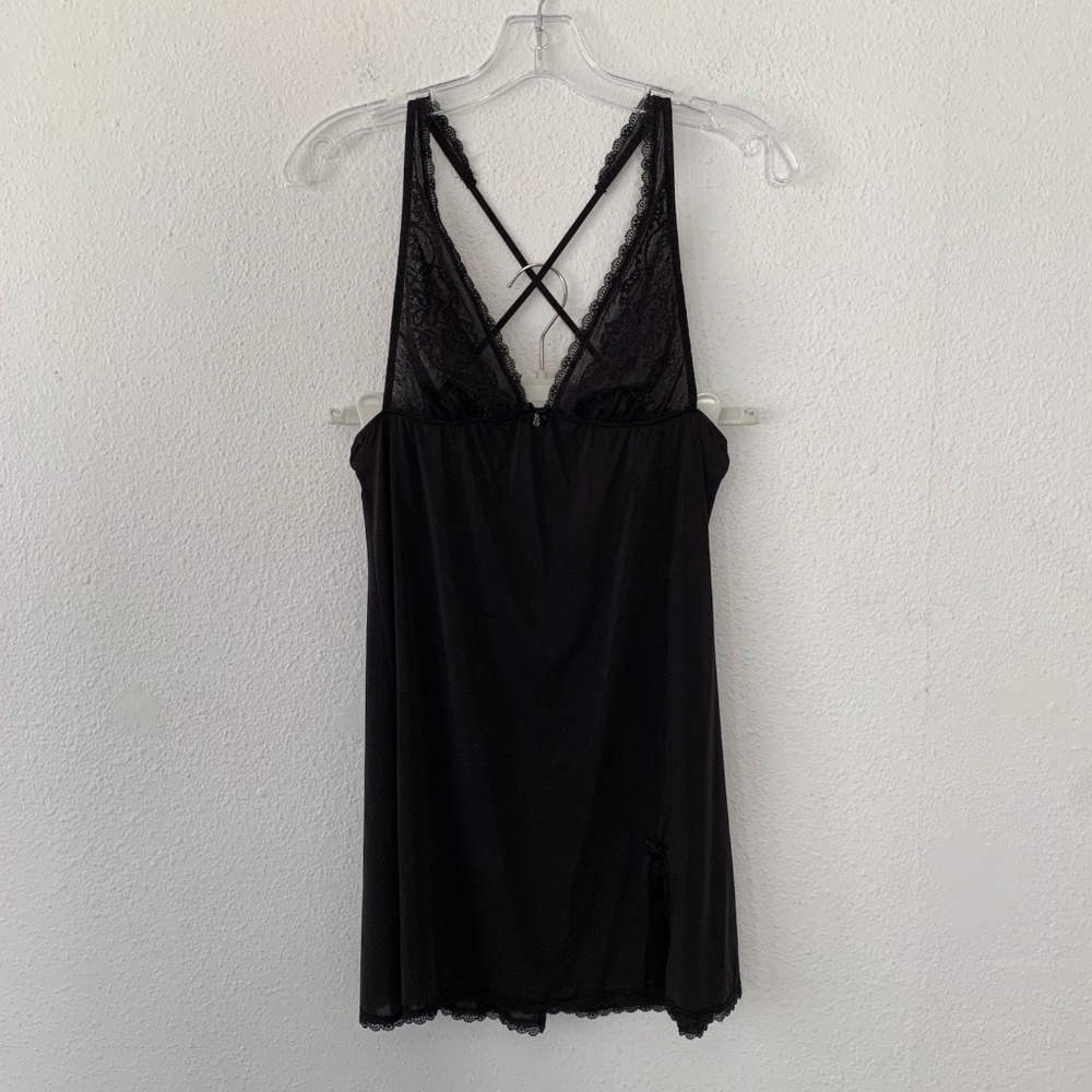 Victoria's Secret black lace & silk slit hem slip